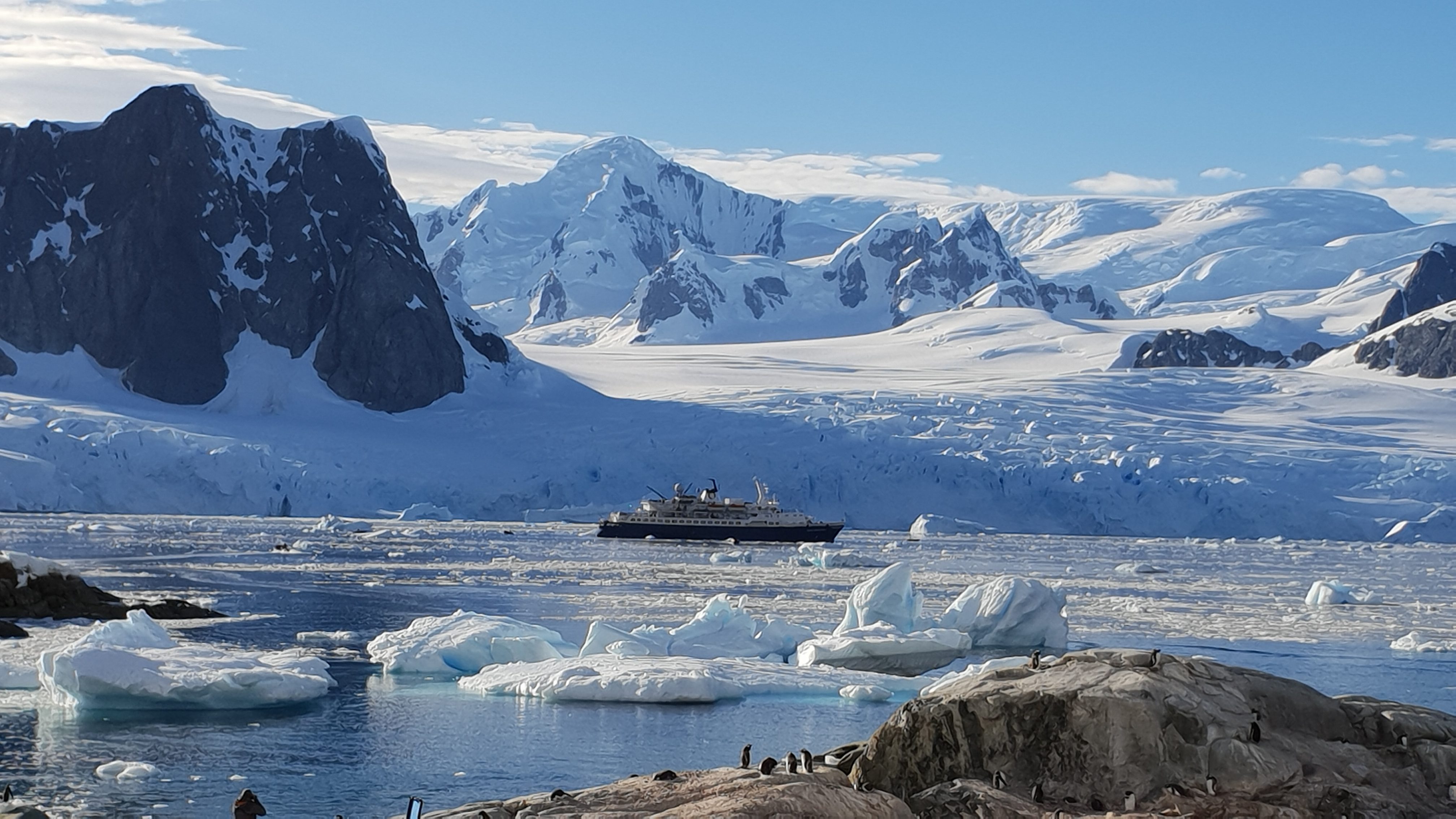 antarctique_bateau_excursioncoup_de_coeur
